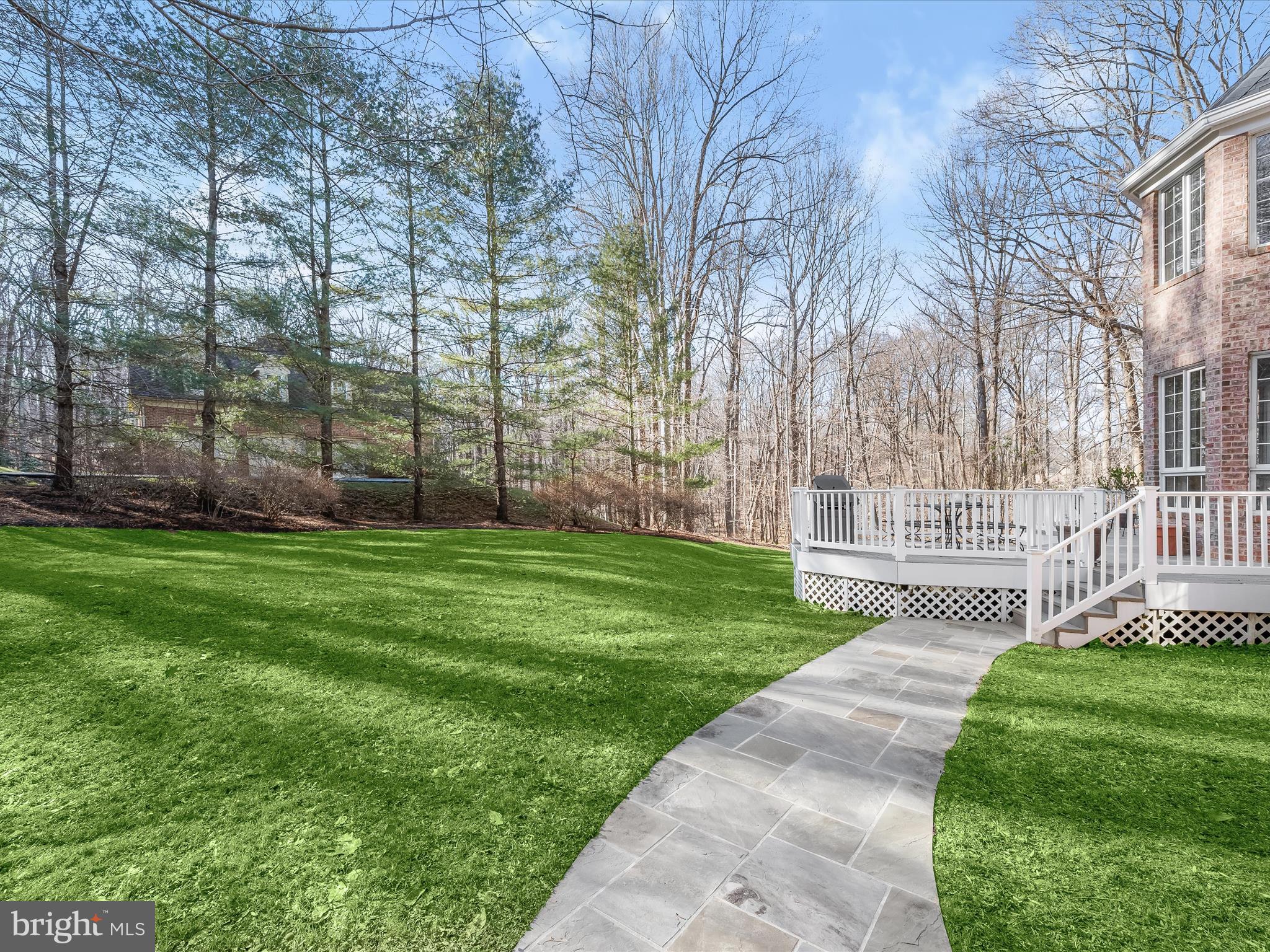 CHAPEL WOODS - Residential