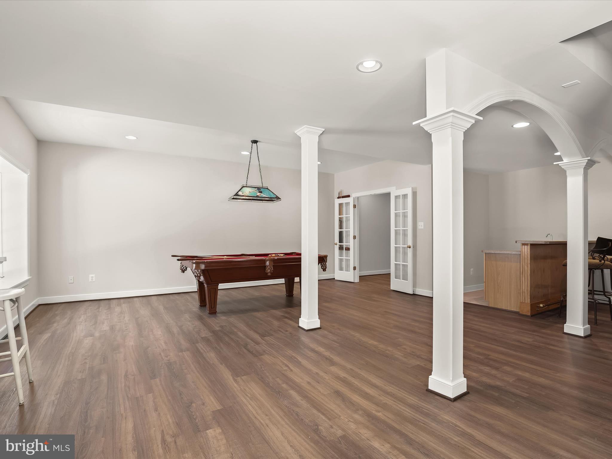 CHAPEL WOODS - Residential