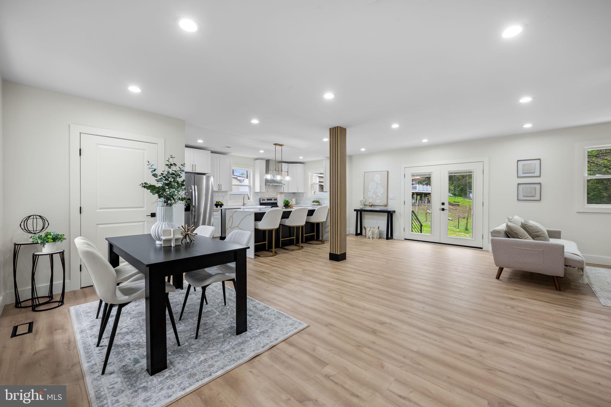 DARNESTOWN OUTSIDE - Residential