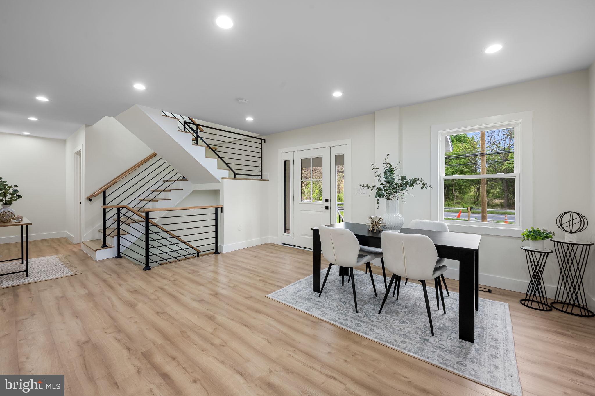 DARNESTOWN OUTSIDE - Residential