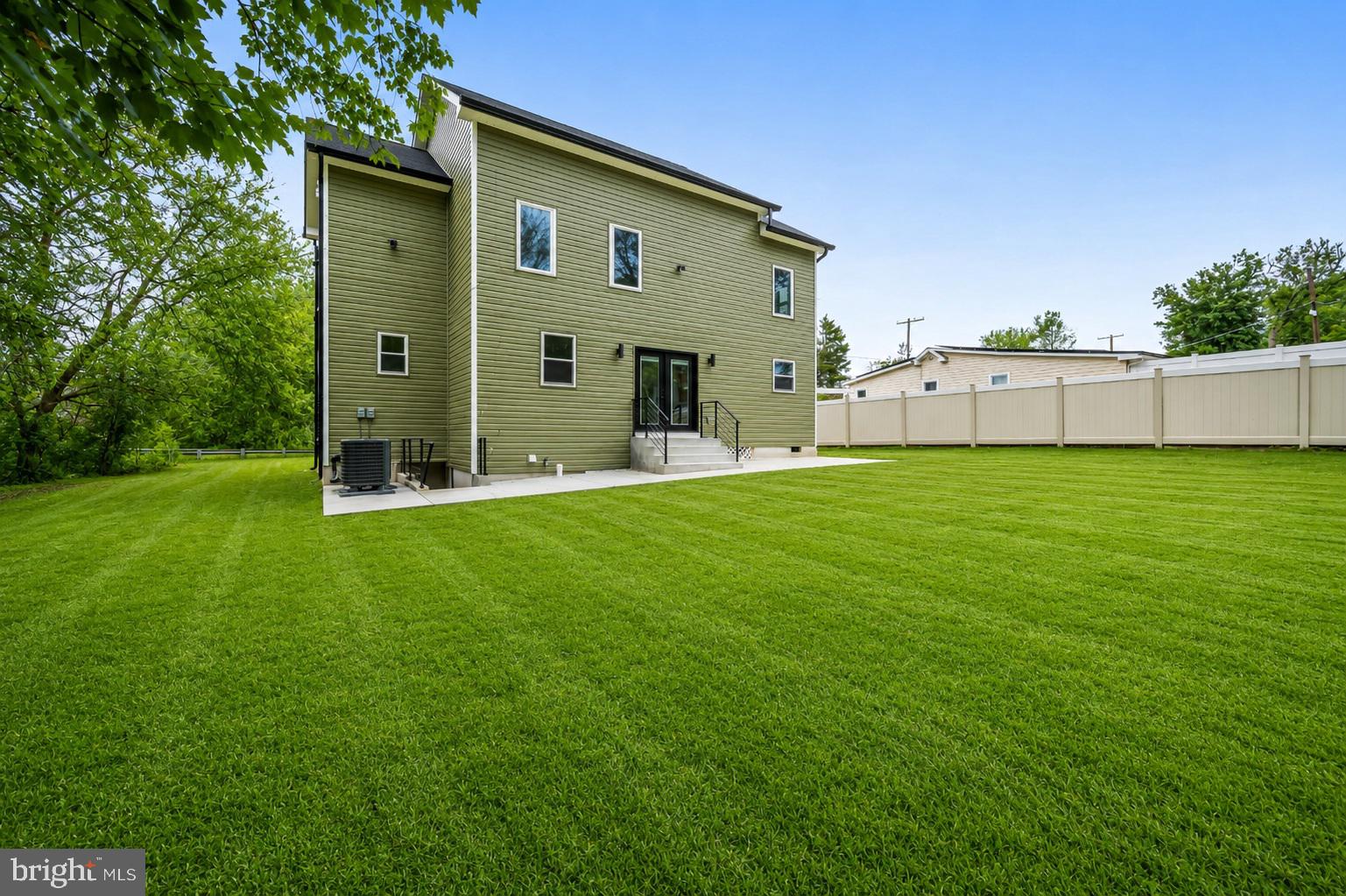 DARNESTOWN OUTSIDE - Residential