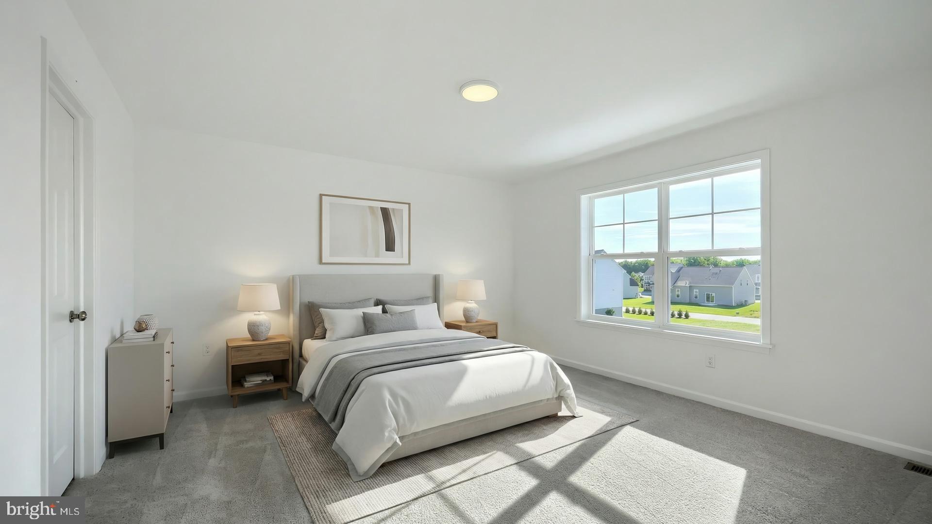 SUMMER LAYNE - Residential