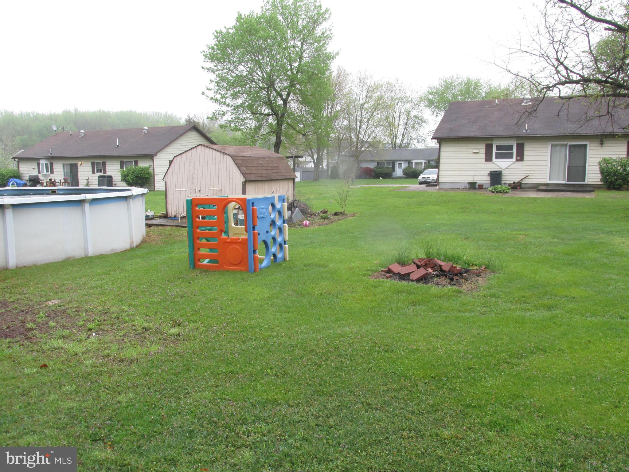 MIDDLE RIVER - Residential