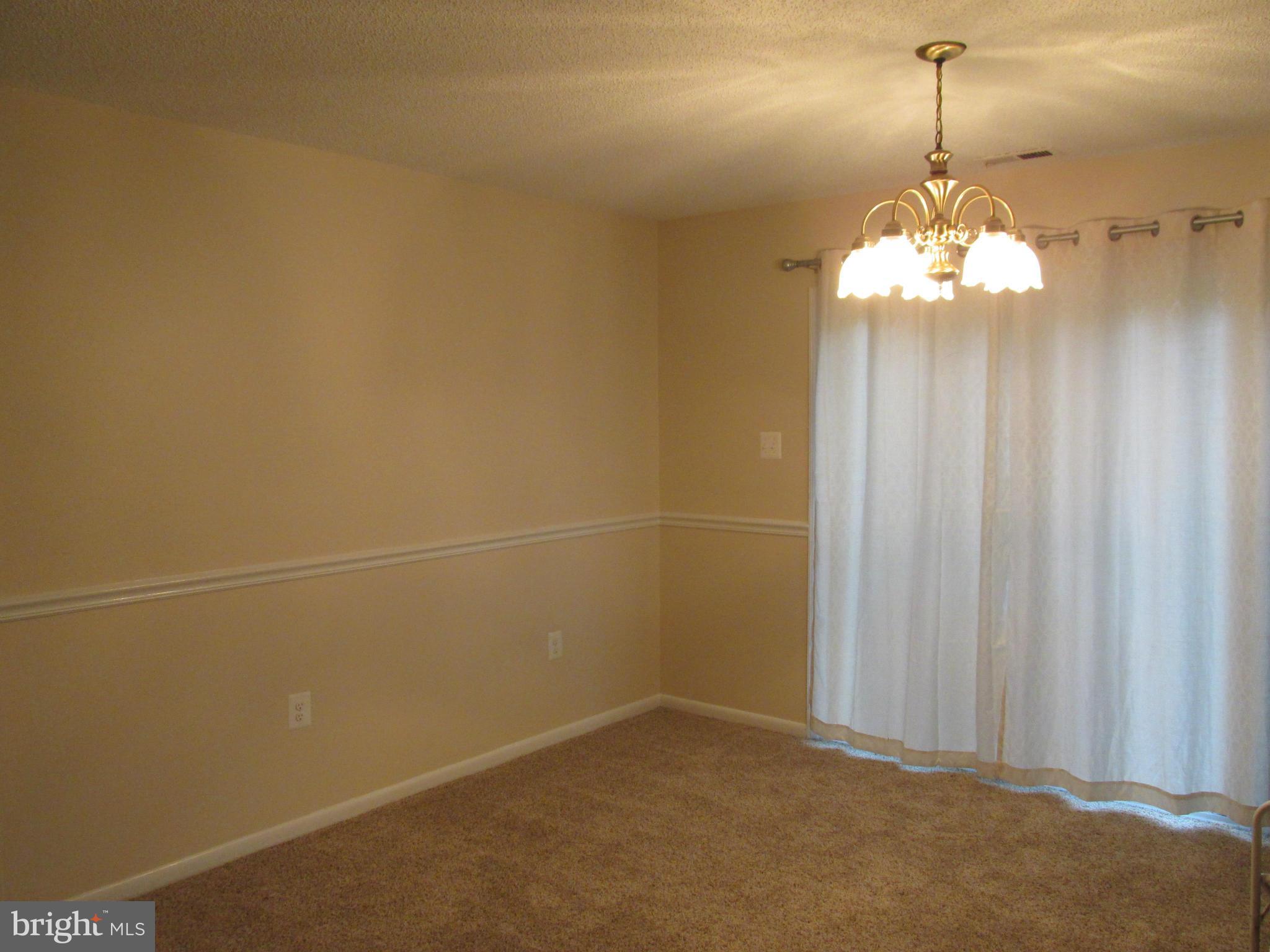 MIDDLE RIVER - Residential