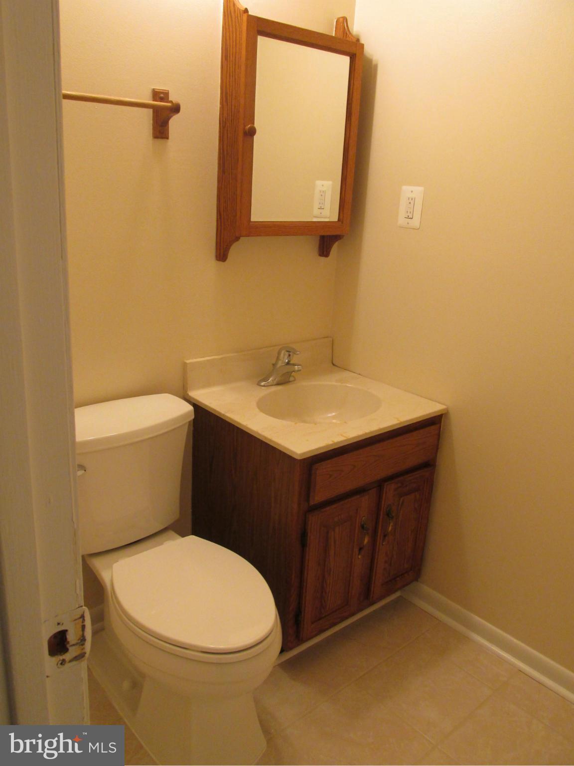 MIDDLE RIVER - Residential