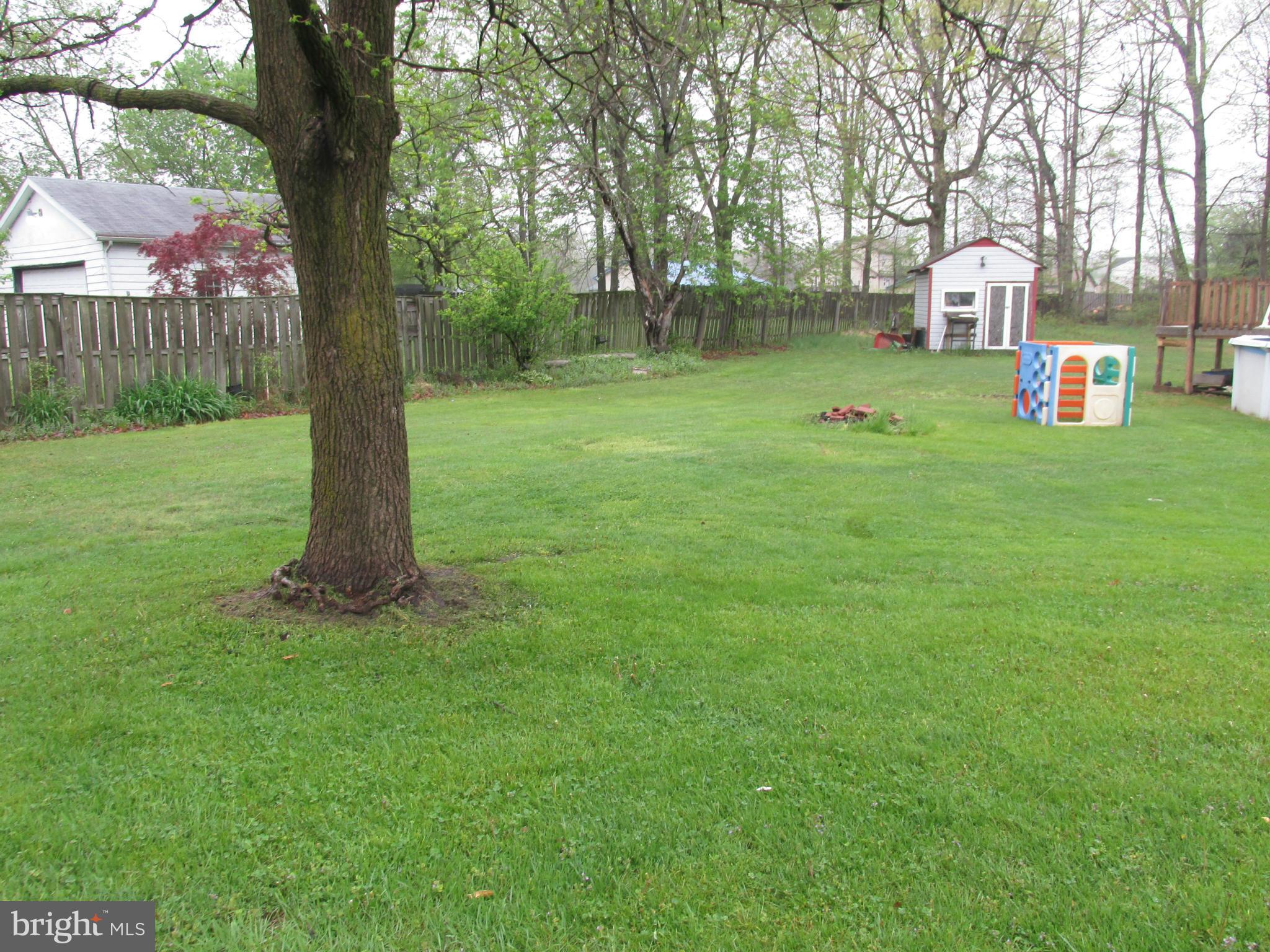 MIDDLE RIVER - Residential