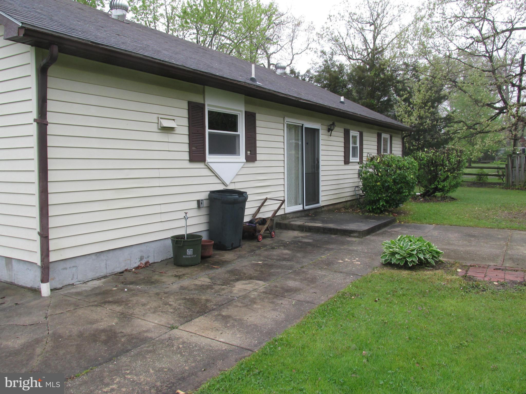 MIDDLE RIVER - Residential