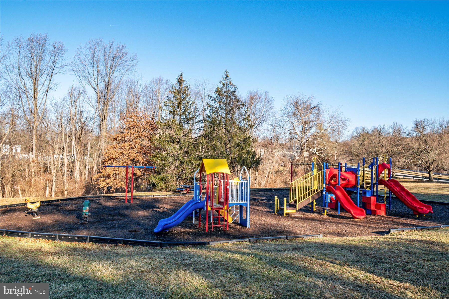 VILLAGE OF THOMAS RUN - Residential