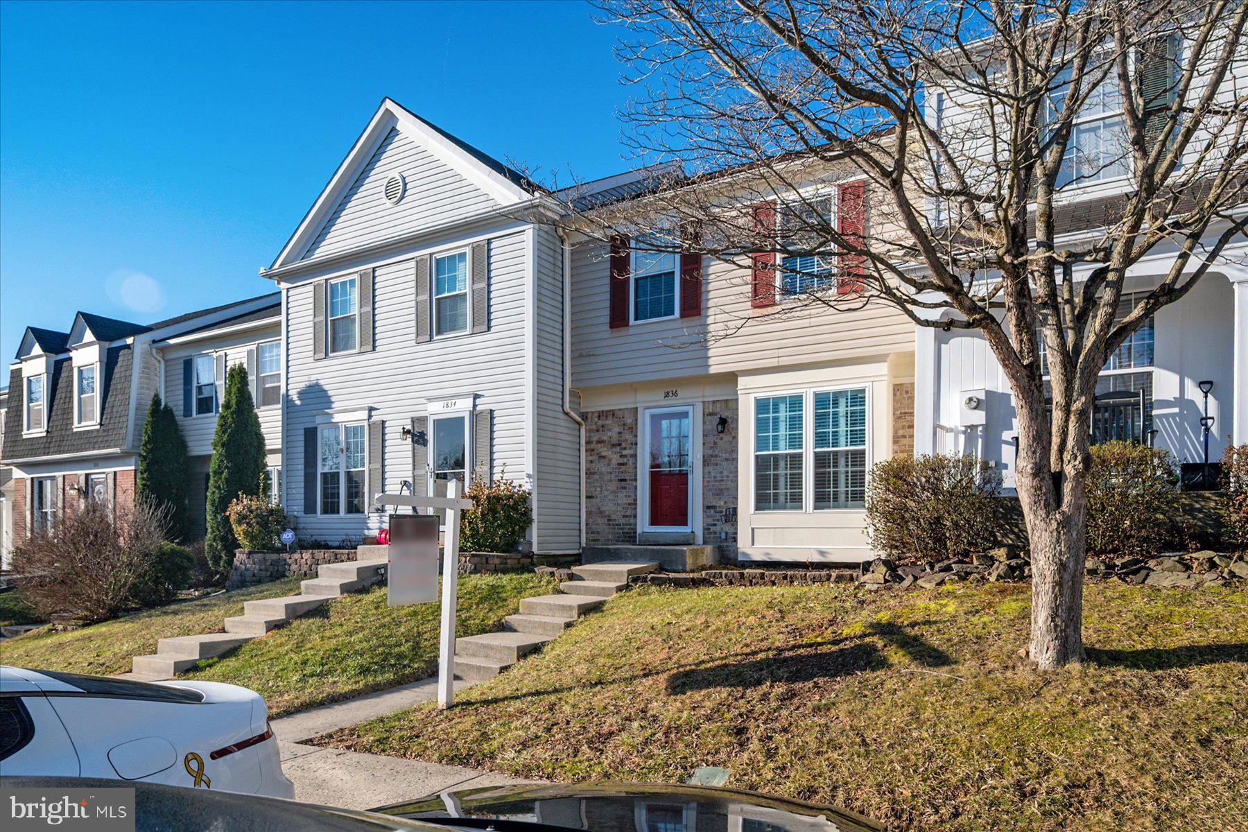 VILLAGE OF THOMAS RUN - Residential