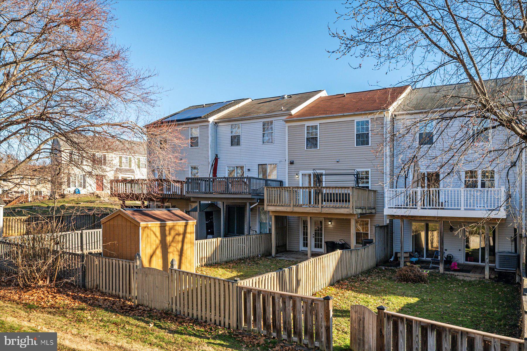 VILLAGE OF THOMAS RUN - Residential