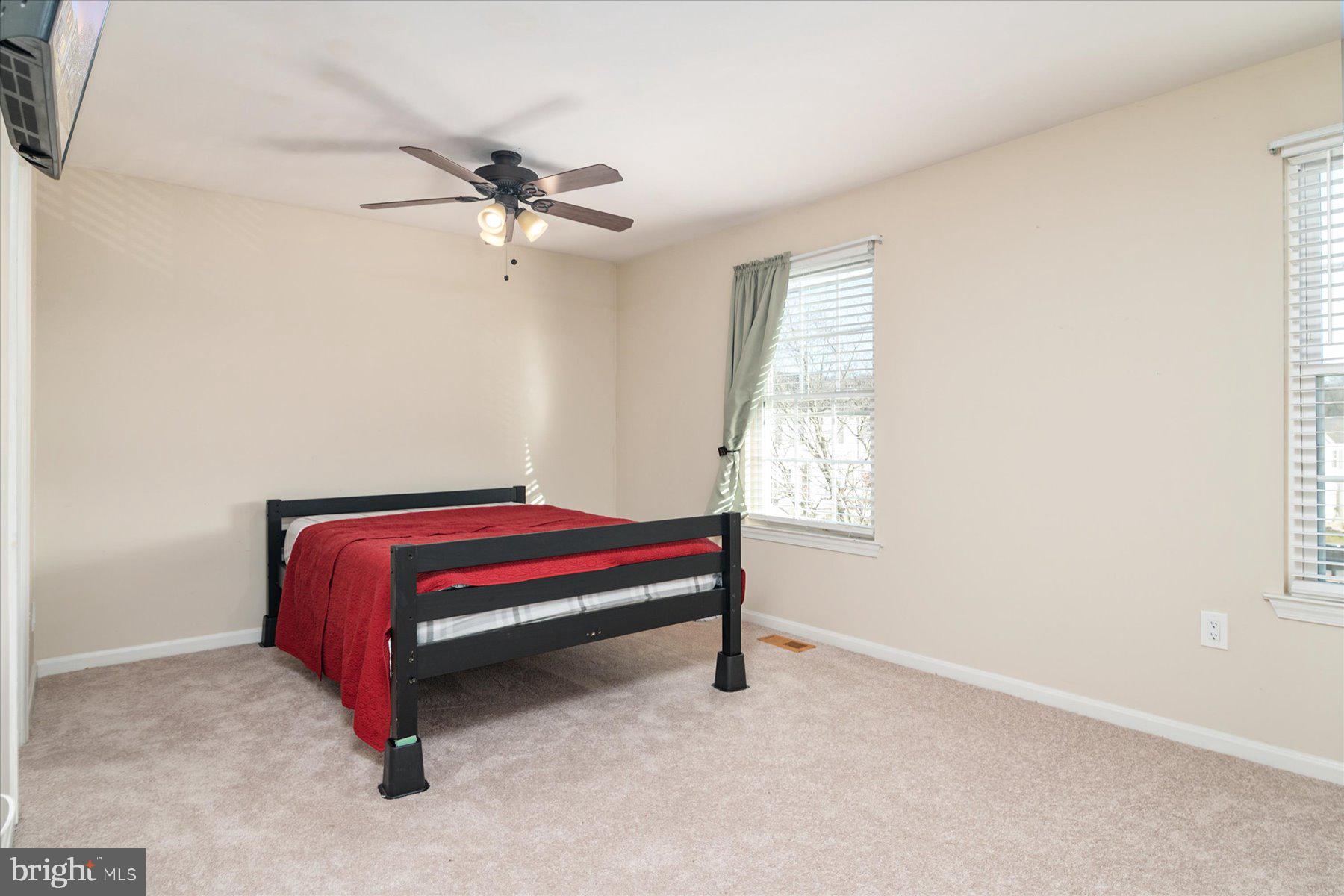 VILLAGE OF THOMAS RUN - Residential