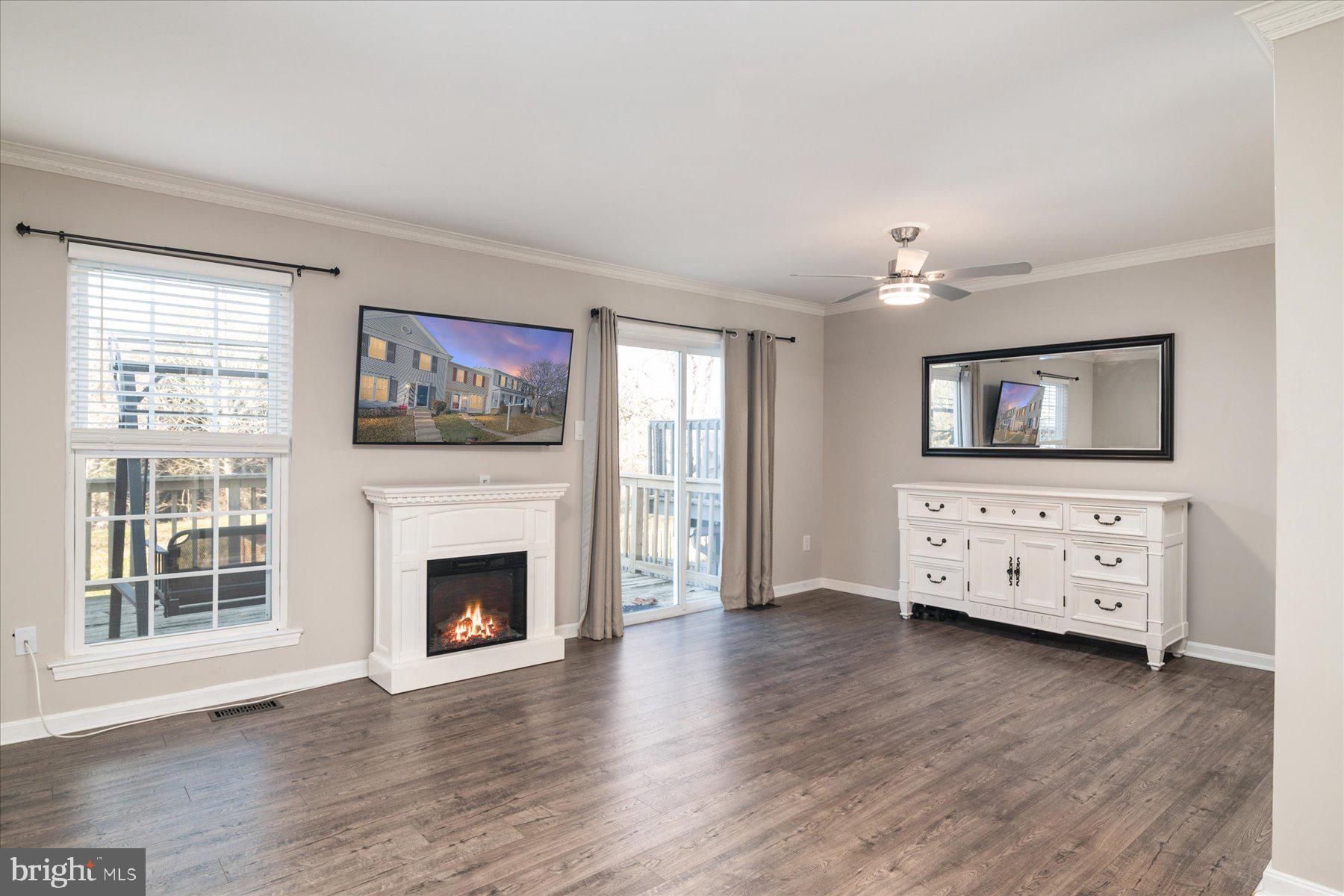 VILLAGE OF THOMAS RUN - Residential