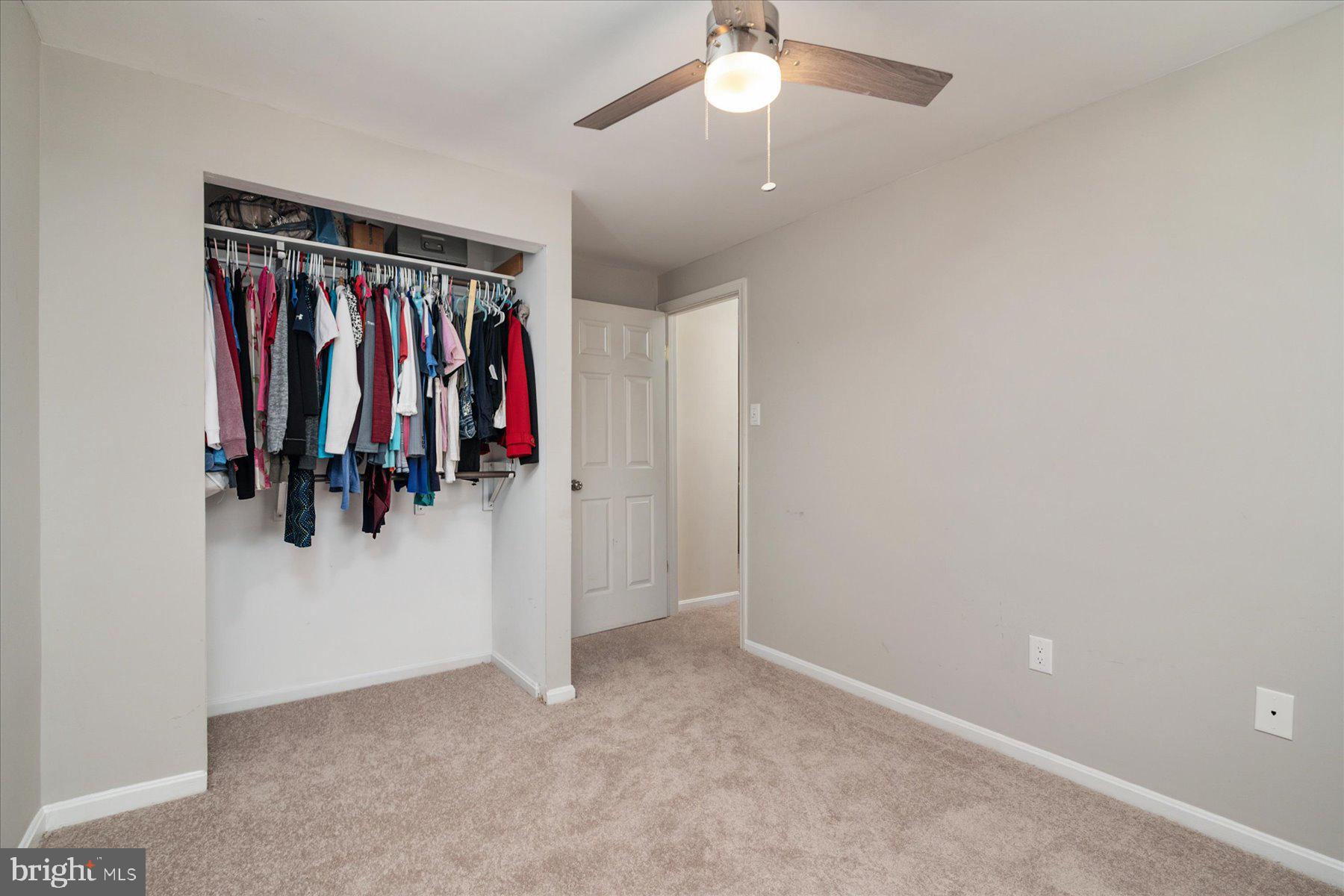 VILLAGE OF THOMAS RUN - Residential