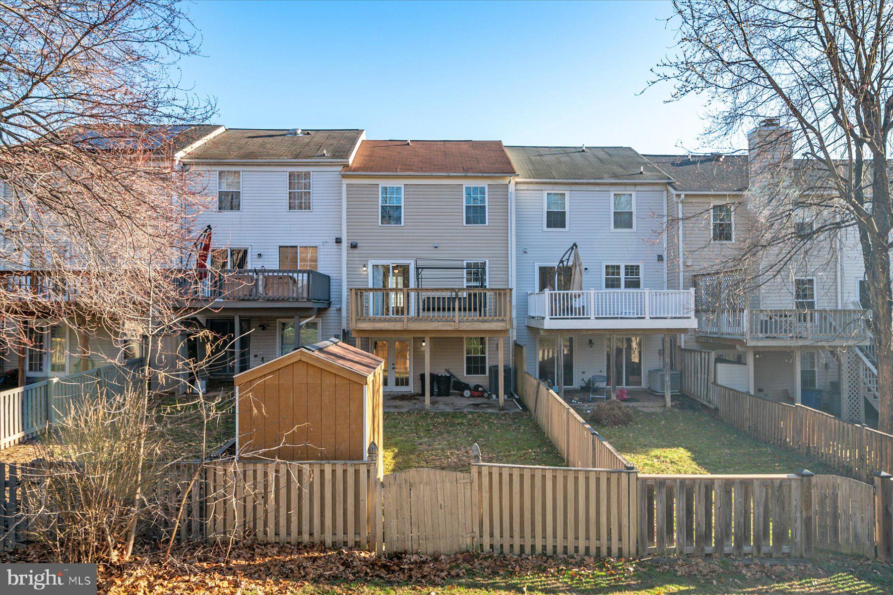 VILLAGE OF THOMAS RUN - Residential