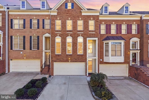 Townhouse For Sale - 5424 Edsall Ridge Place<br/> ALEXANDRIA, VA 22312