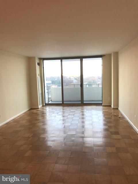 THE KENWOOD - Residential Lease