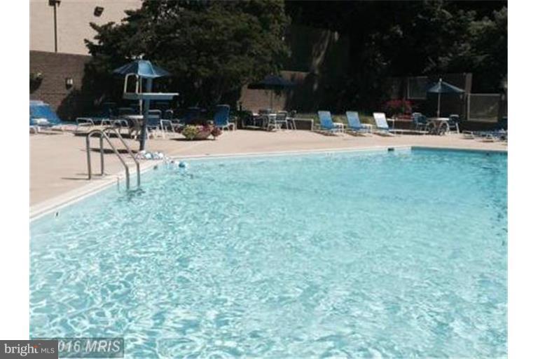 THE KENWOOD - Residential Lease