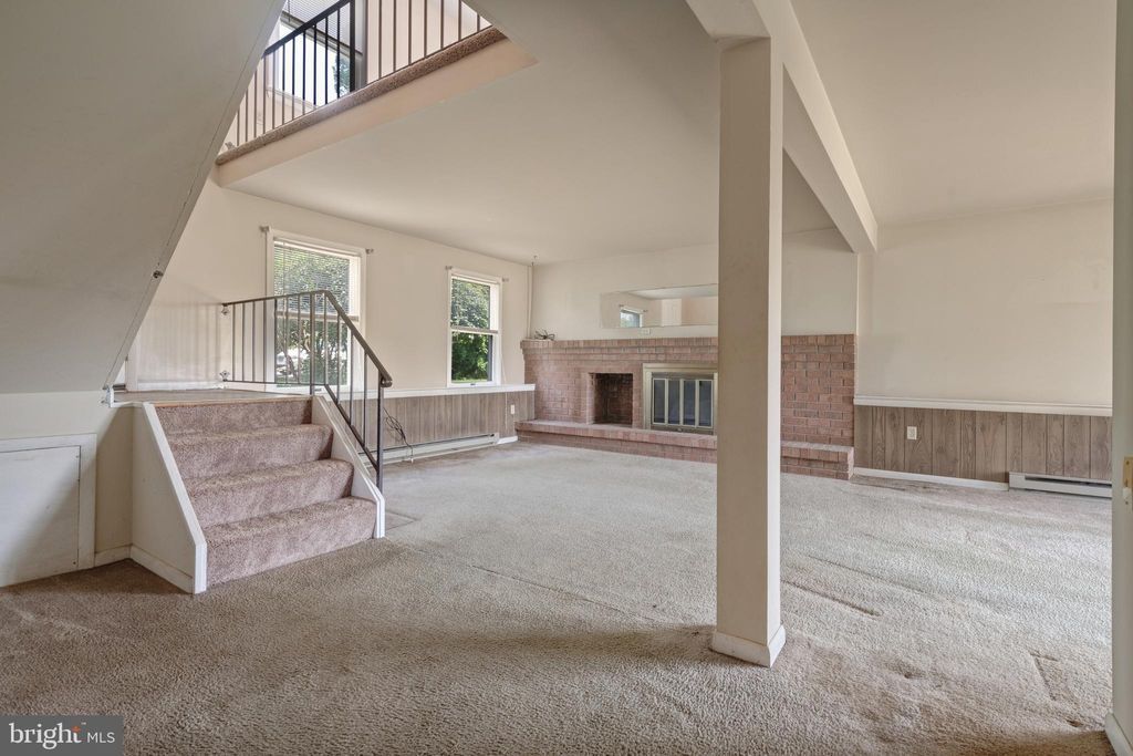 Photo of 2497 Ellendale Drive, LANCASTER, PA 17602 (MLS # PALA2069602)