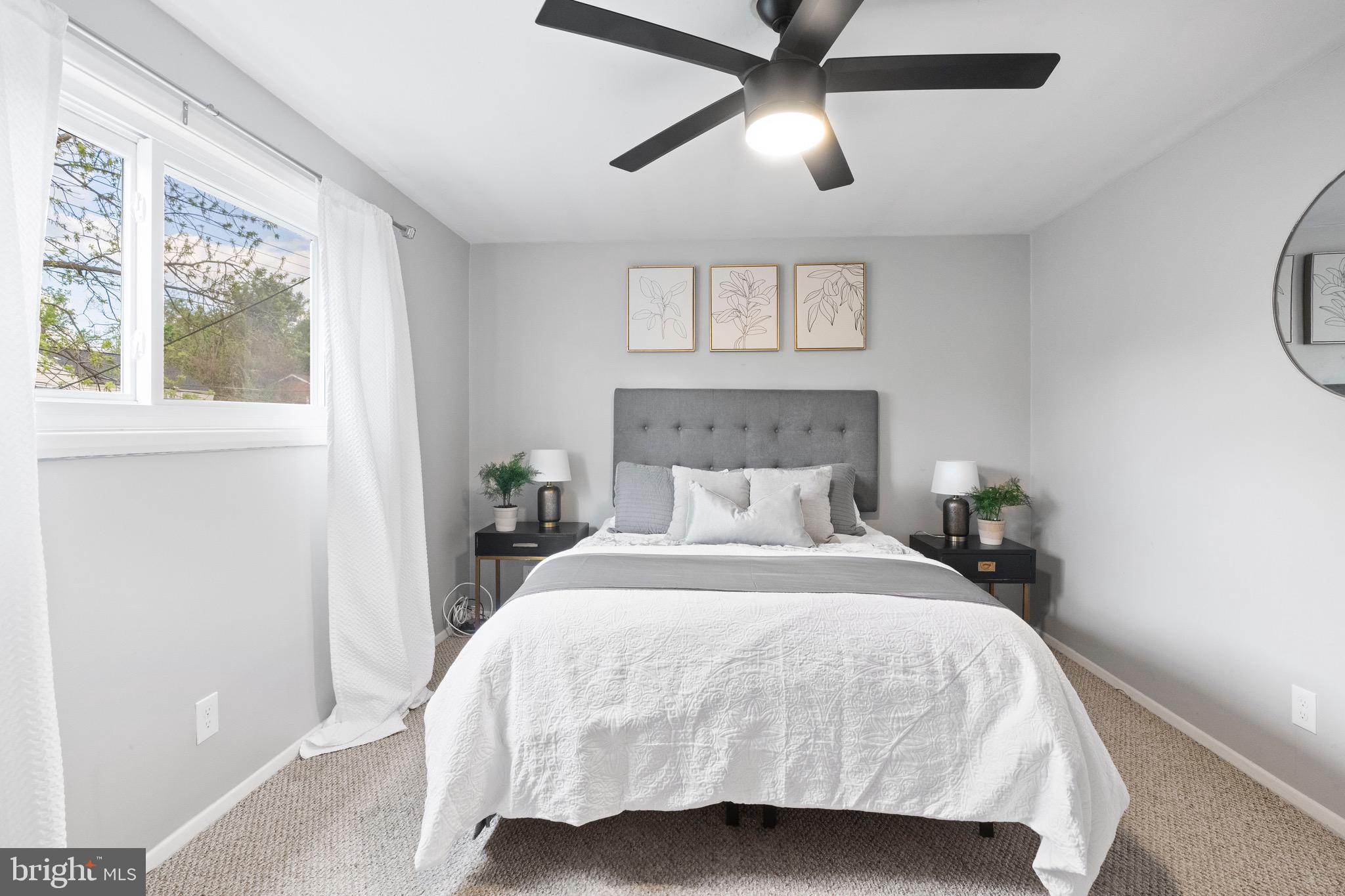 WILLIAMSBURG - Residential