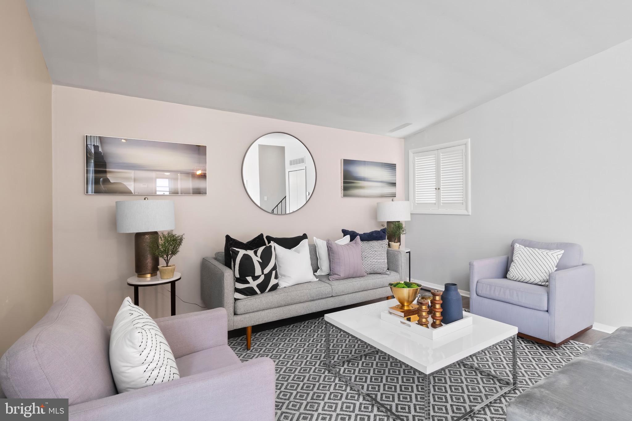 WILLIAMSBURG - Residential