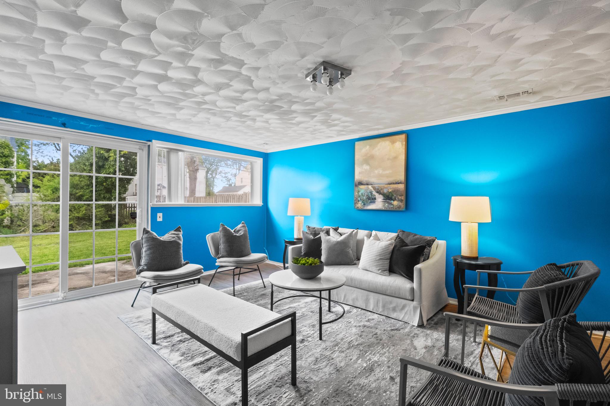 WILLIAMSBURG - Residential