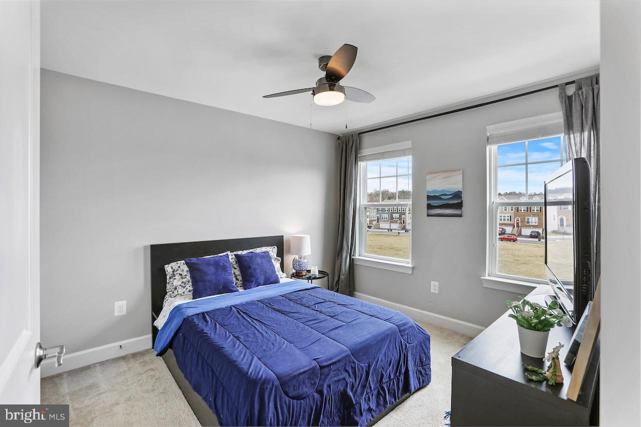 BRADLEY SQUARE - Residential Lease