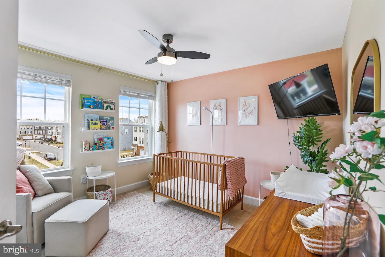 BRADLEY SQUARE - Residential Lease