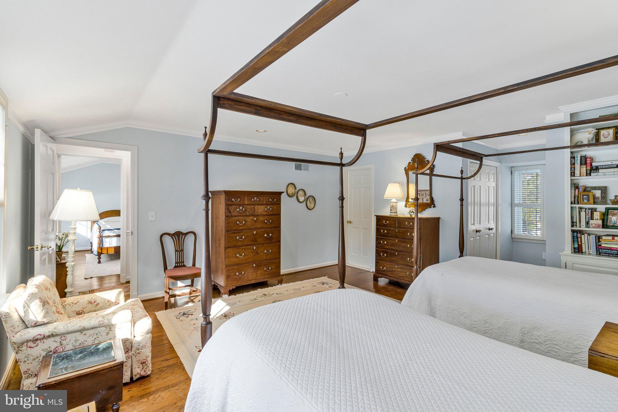 WESTMORELAND HILLS - Residential