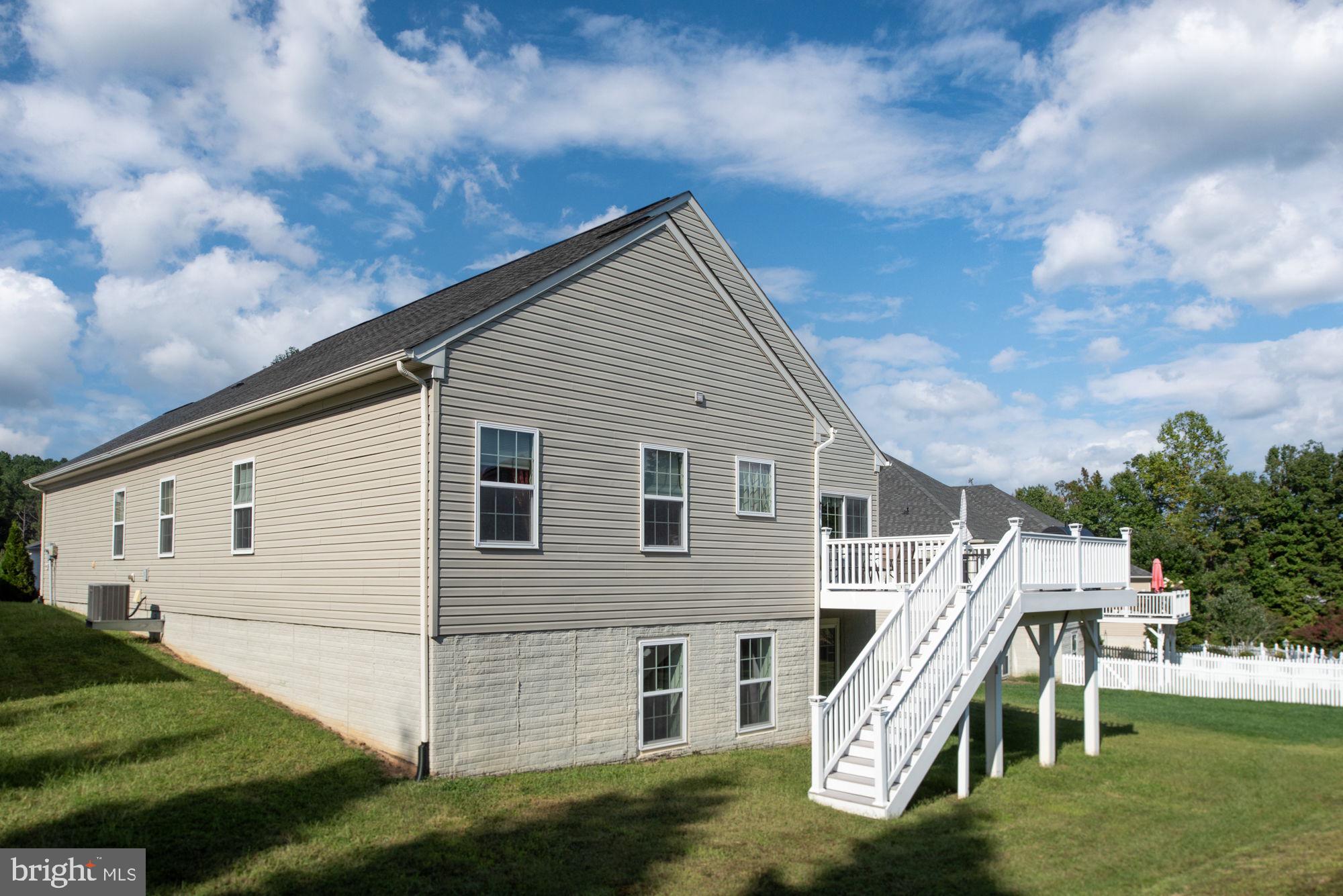 VIRGINIA HERITAGE AT LEE'S PARK - Residential