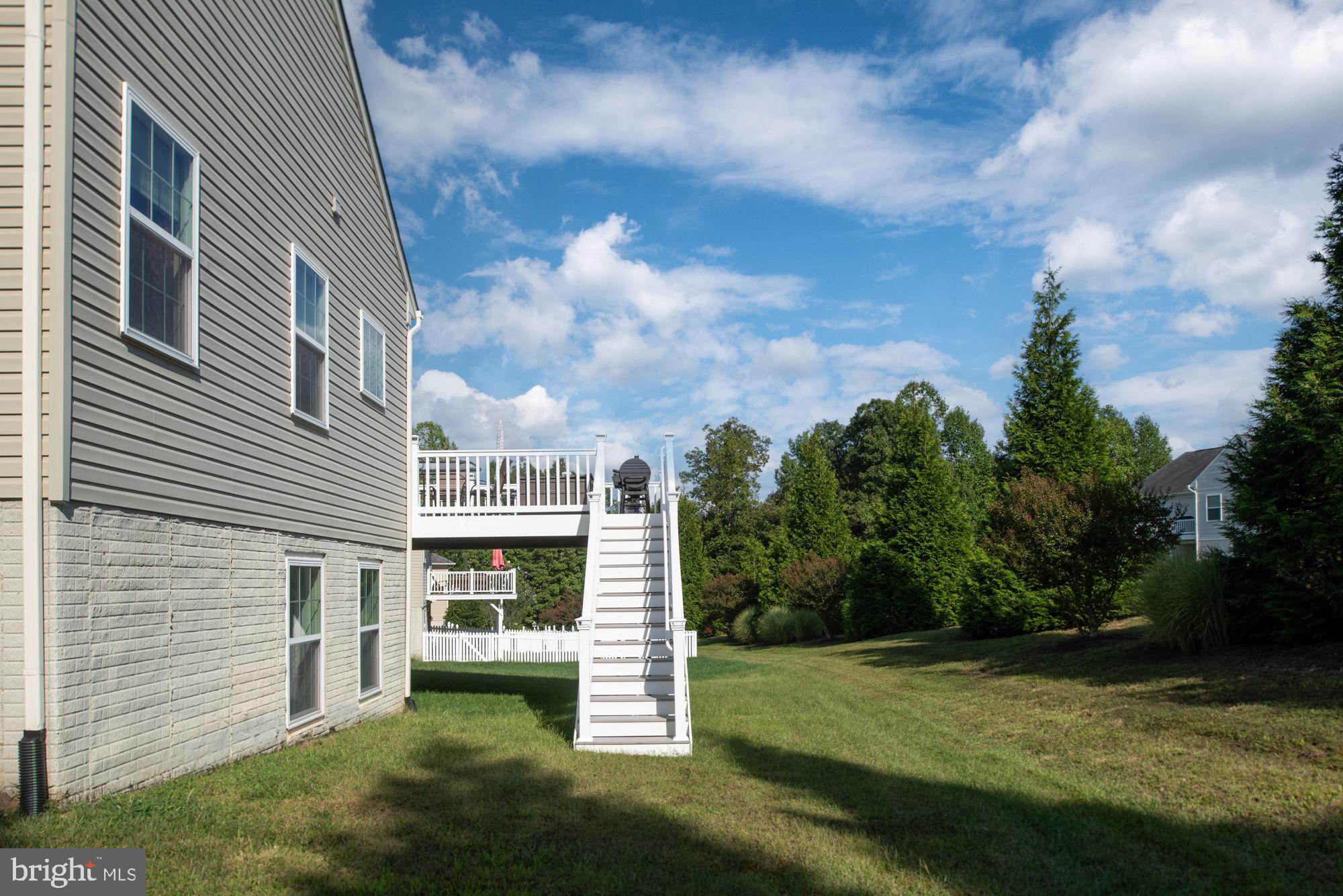 VIRGINIA HERITAGE AT LEE'S PARK - Residential