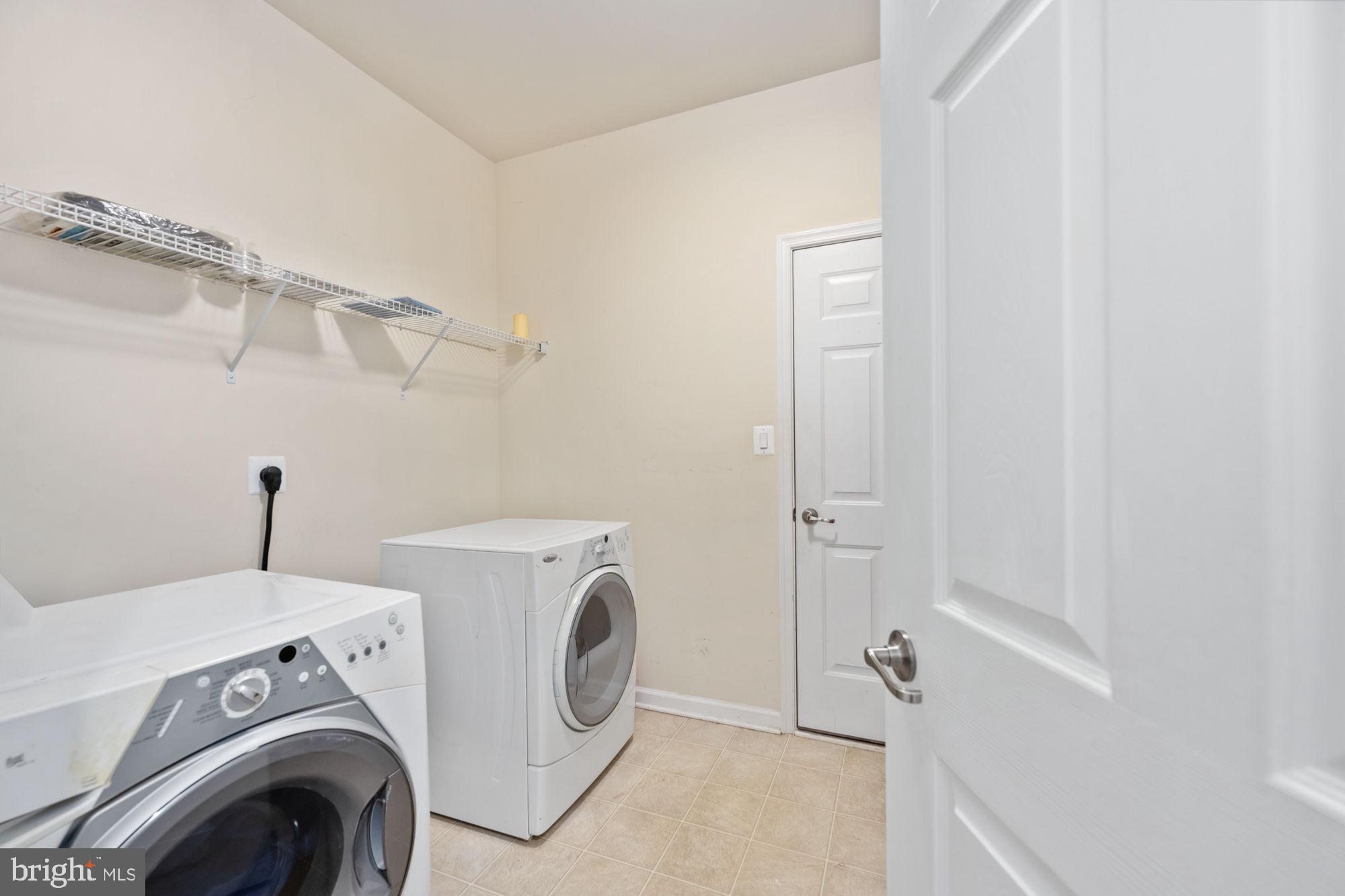 VIRGINIA HERITAGE AT LEE'S PARK - Residential