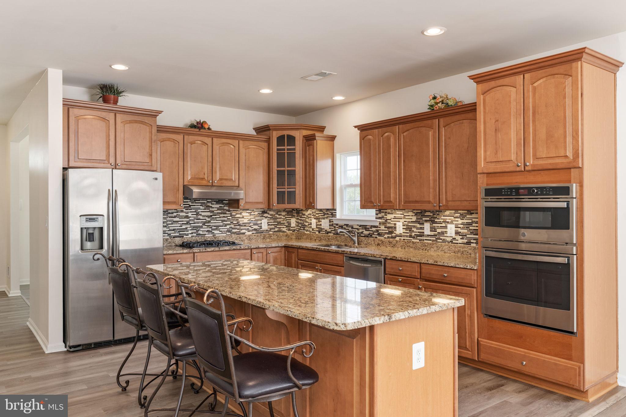 VIRGINIA HERITAGE AT LEE'S PARK - Residential