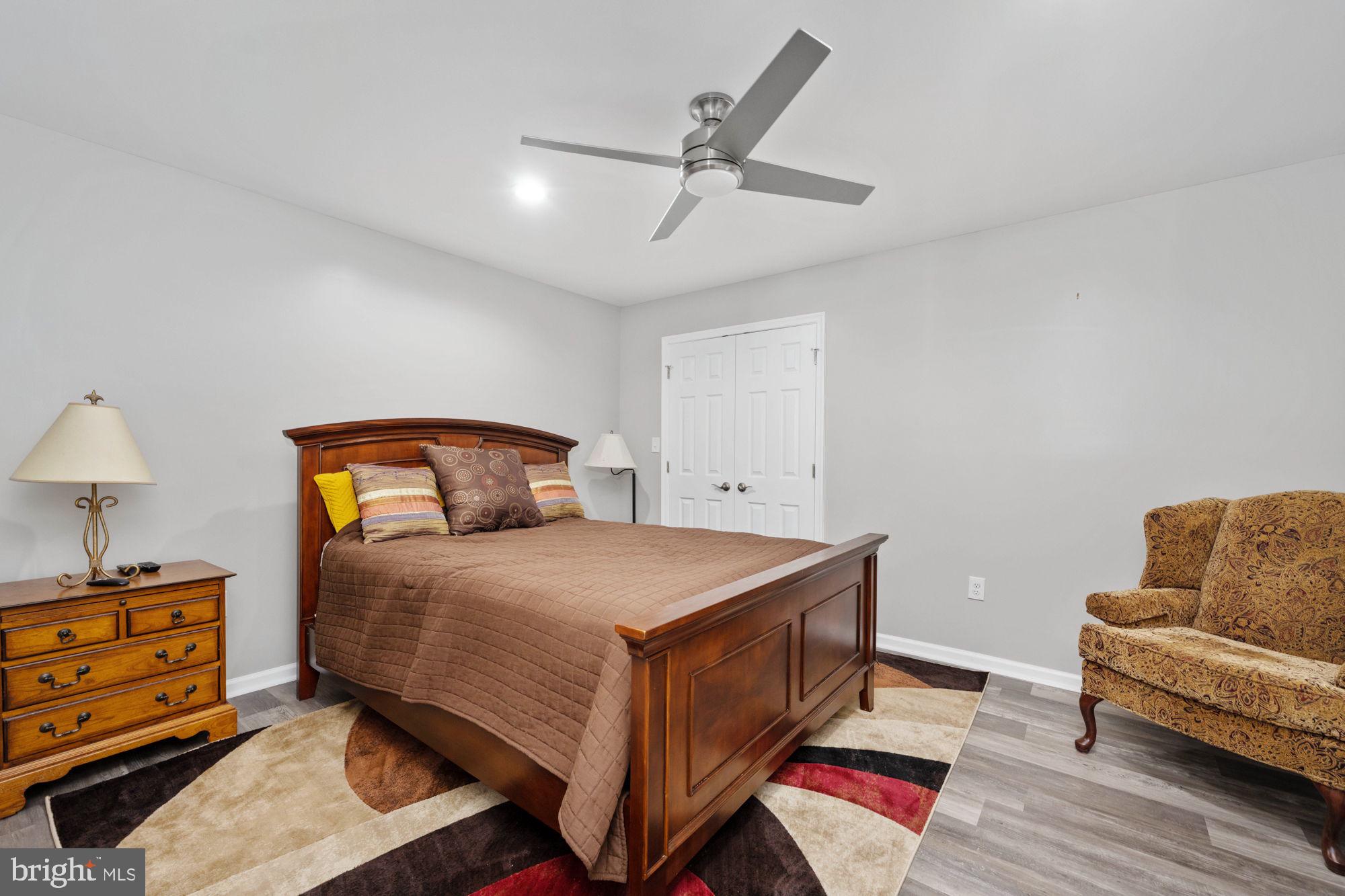 VIRGINIA HERITAGE AT LEE'S PARK - Residential