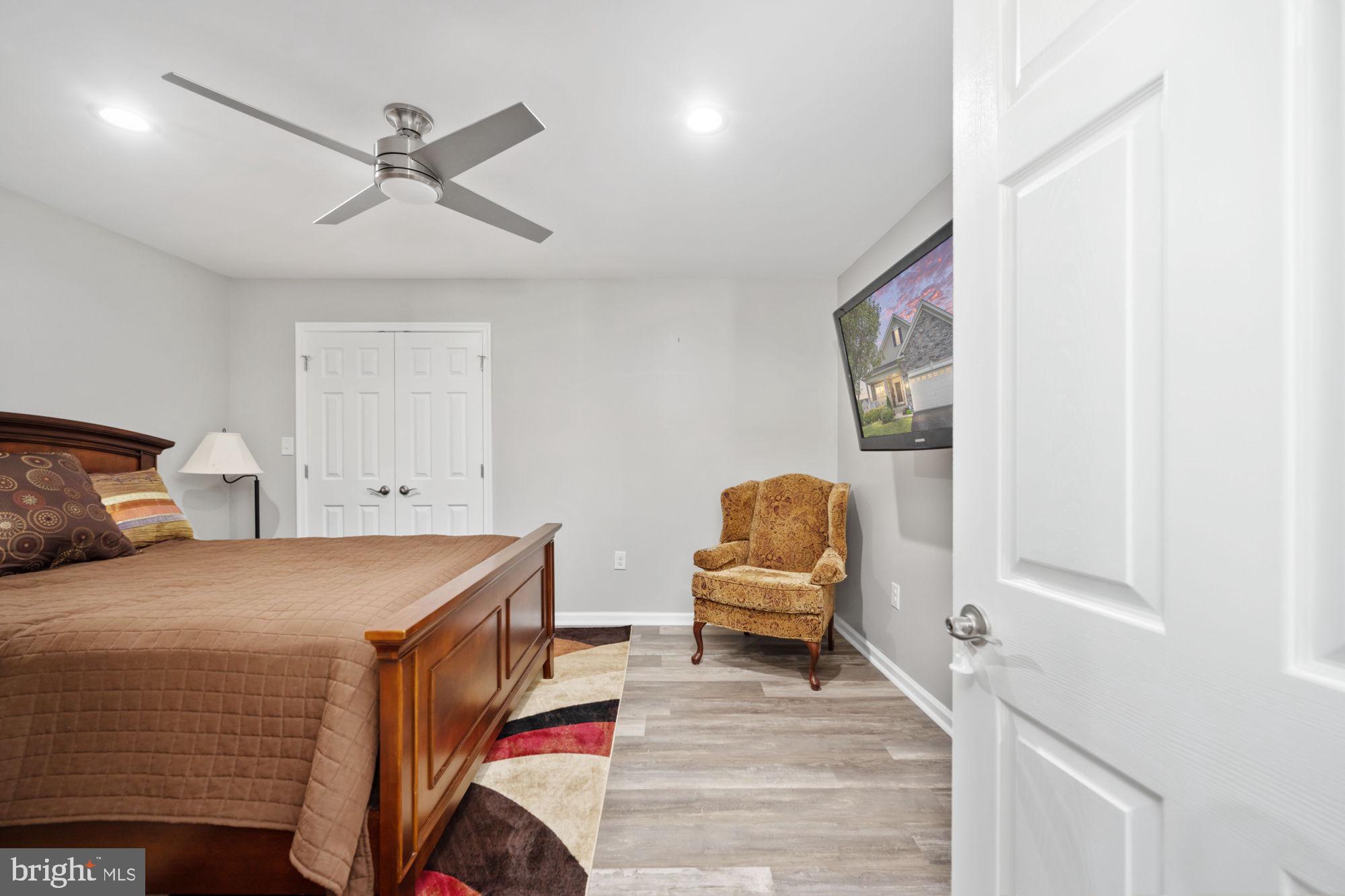 VIRGINIA HERITAGE AT LEE'S PARK - Residential