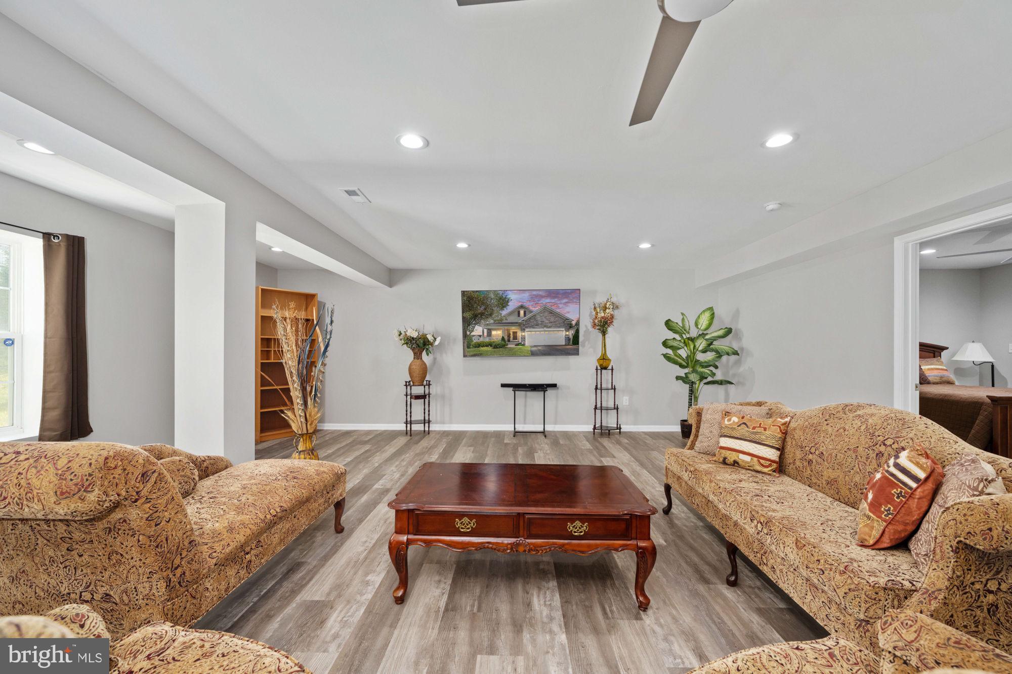 VIRGINIA HERITAGE AT LEE'S PARK - Residential