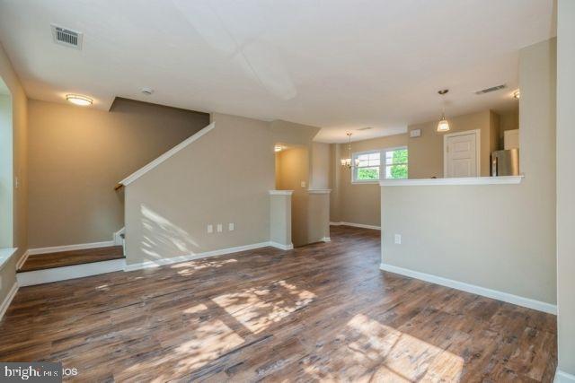 OLDE KENSINGTON - Residential