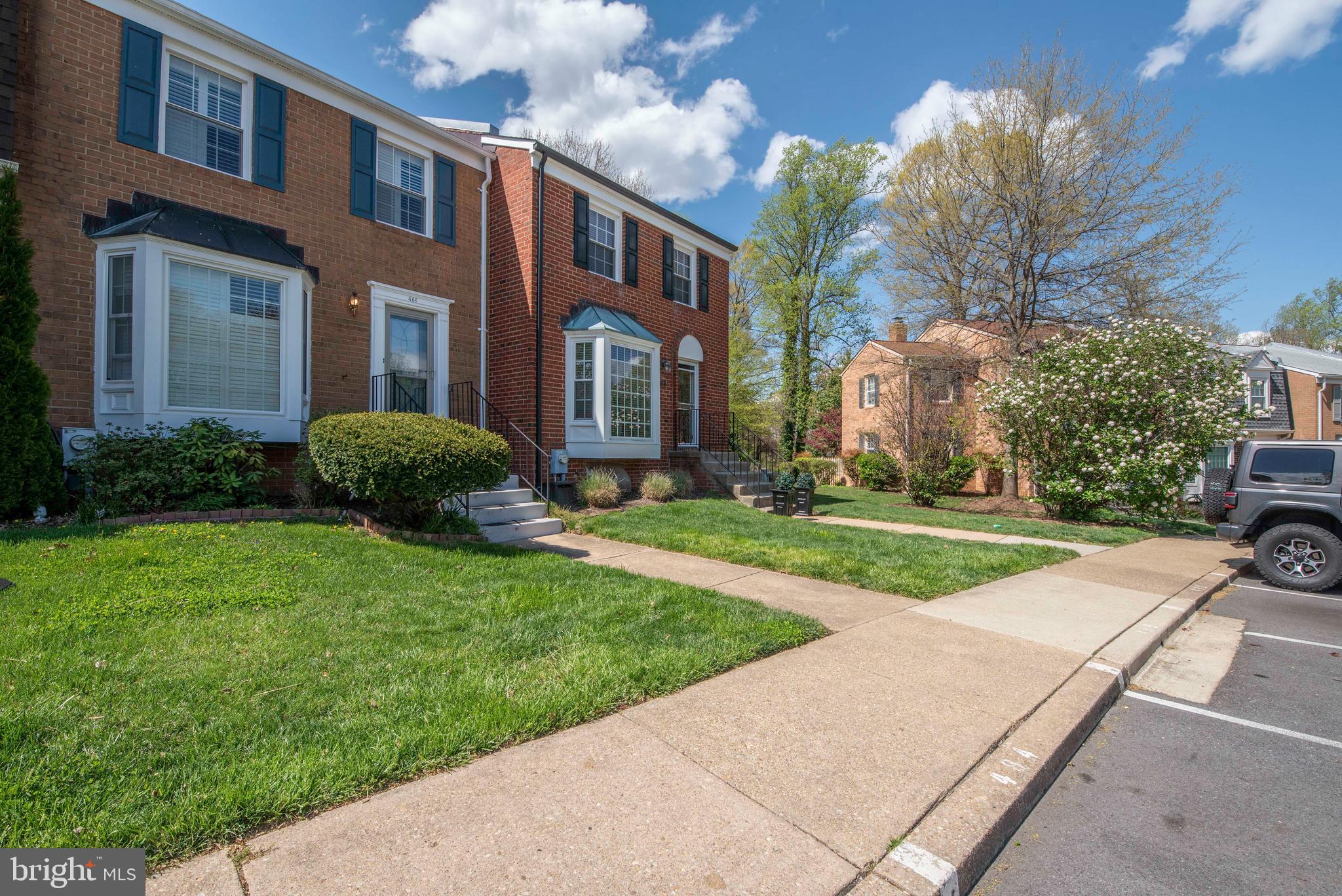486 COLONIAL RIDGE LANE