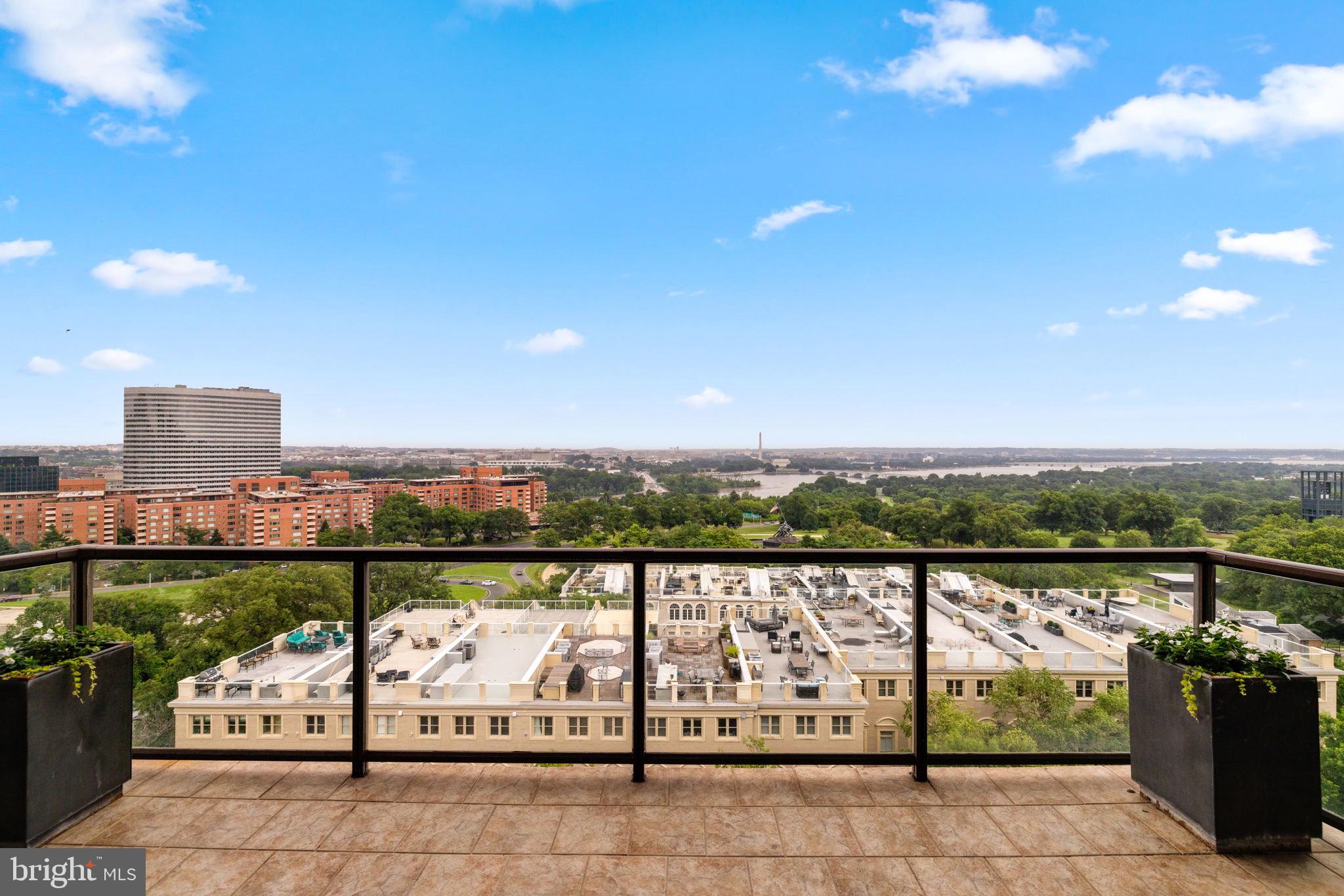 THE WESLIE - Residential