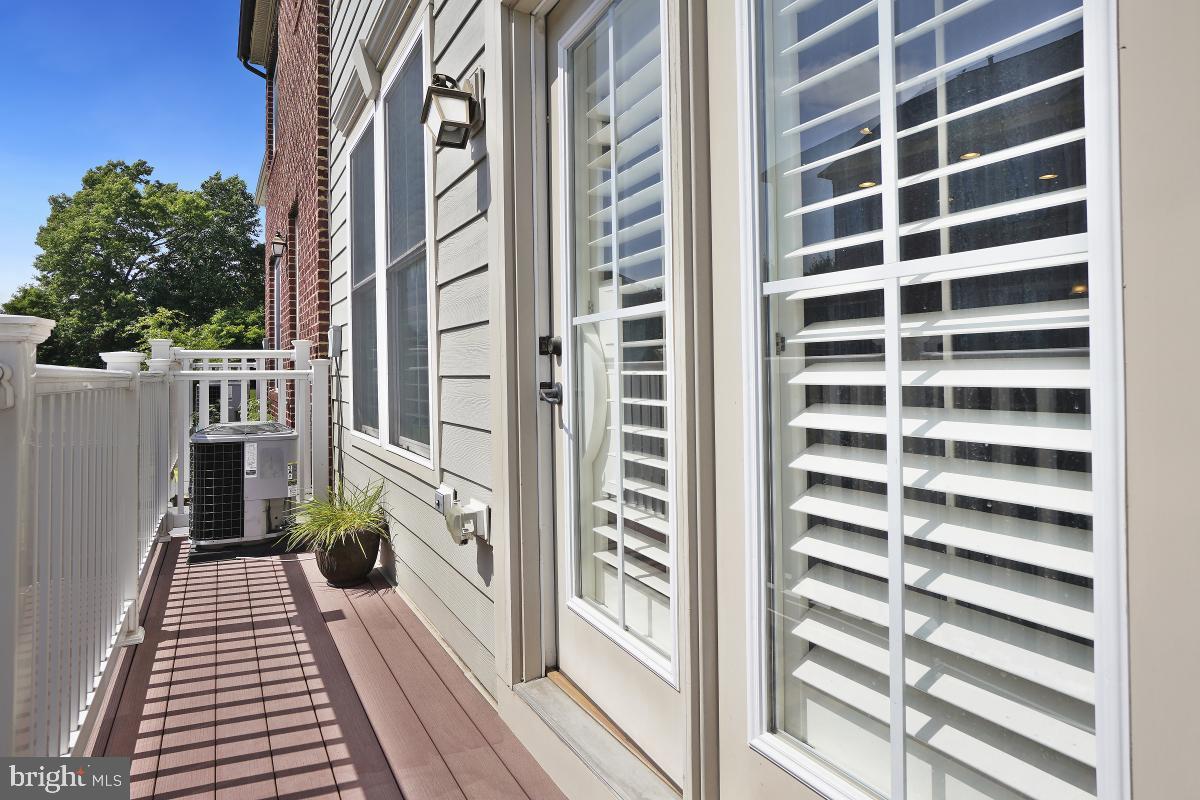 WATKINS MILL TOWN CENTER - Residential Lease