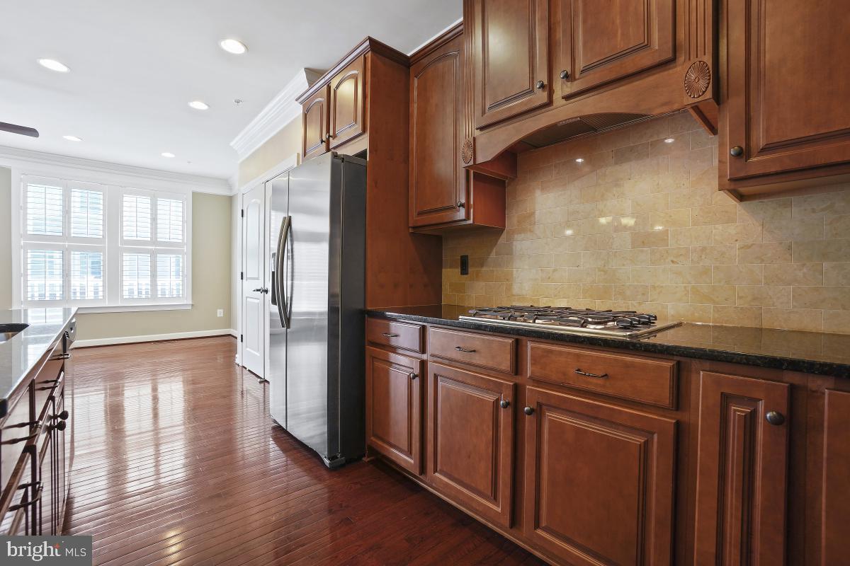 WATKINS MILL TOWN CENTER - Residential Lease