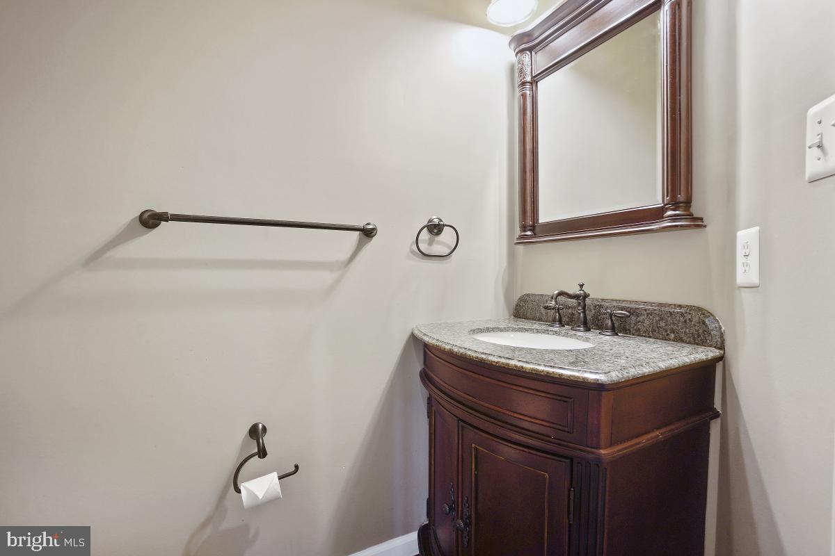 WATKINS MILL TOWN CENTER - Residential Lease