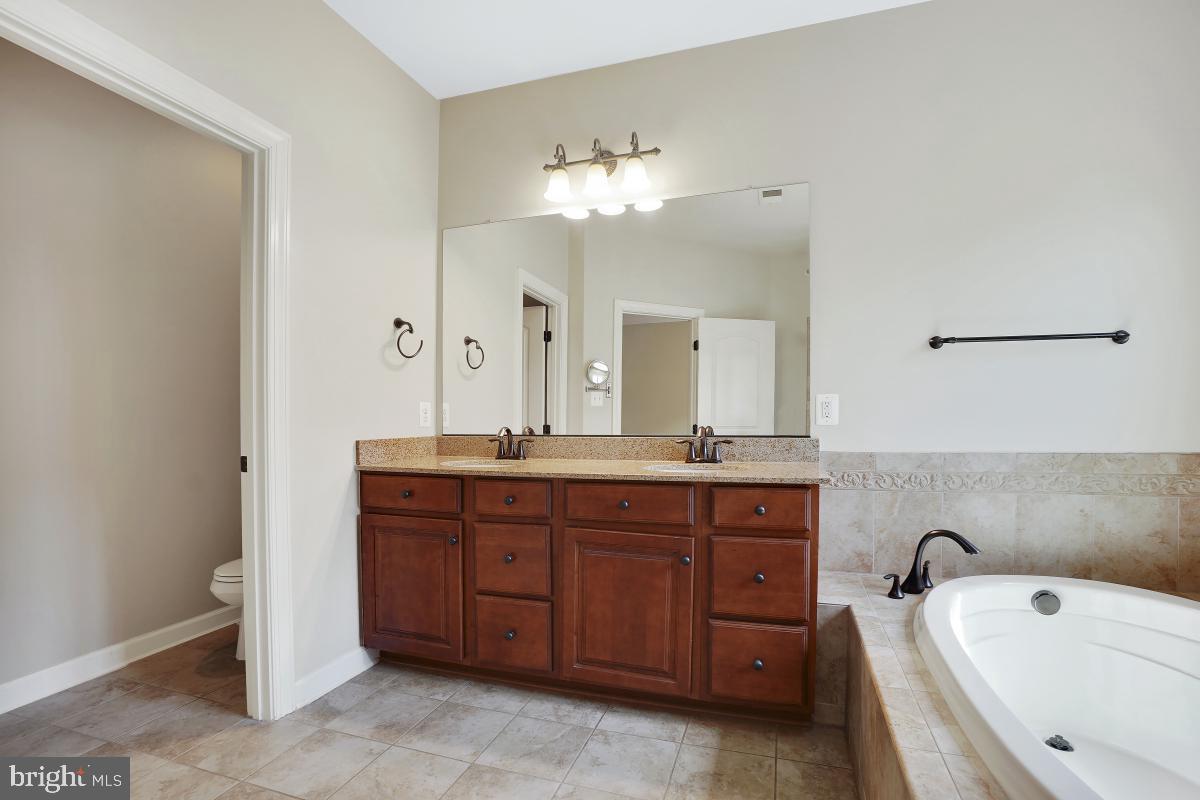 WATKINS MILL TOWN CENTER - Residential Lease