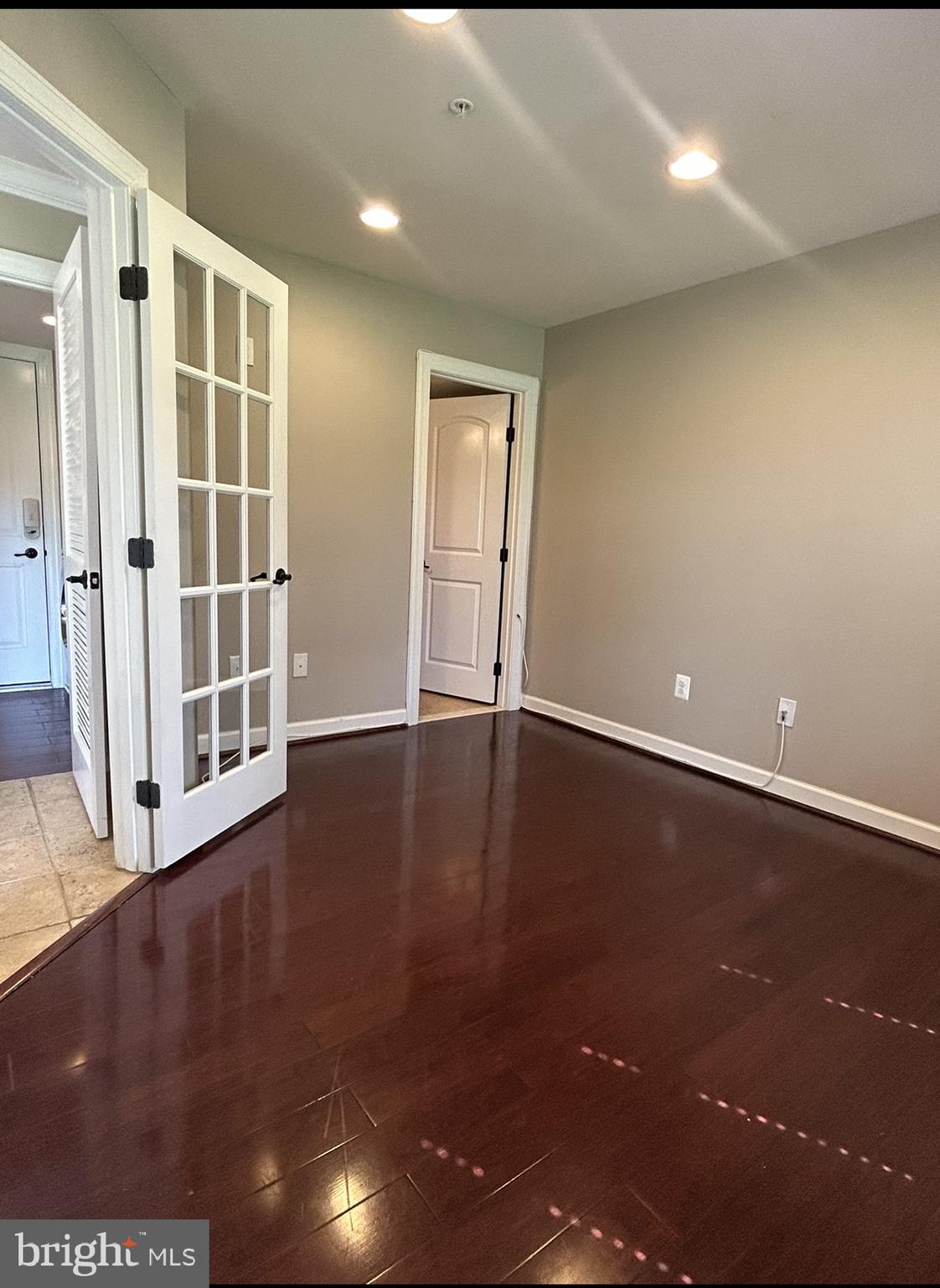 WATKINS MILL TOWN CENTER - Residential Lease