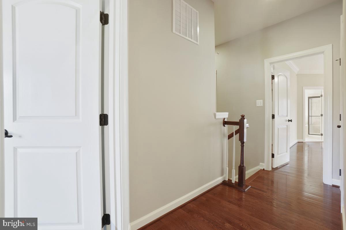 WATKINS MILL TOWN CENTER - Residential Lease