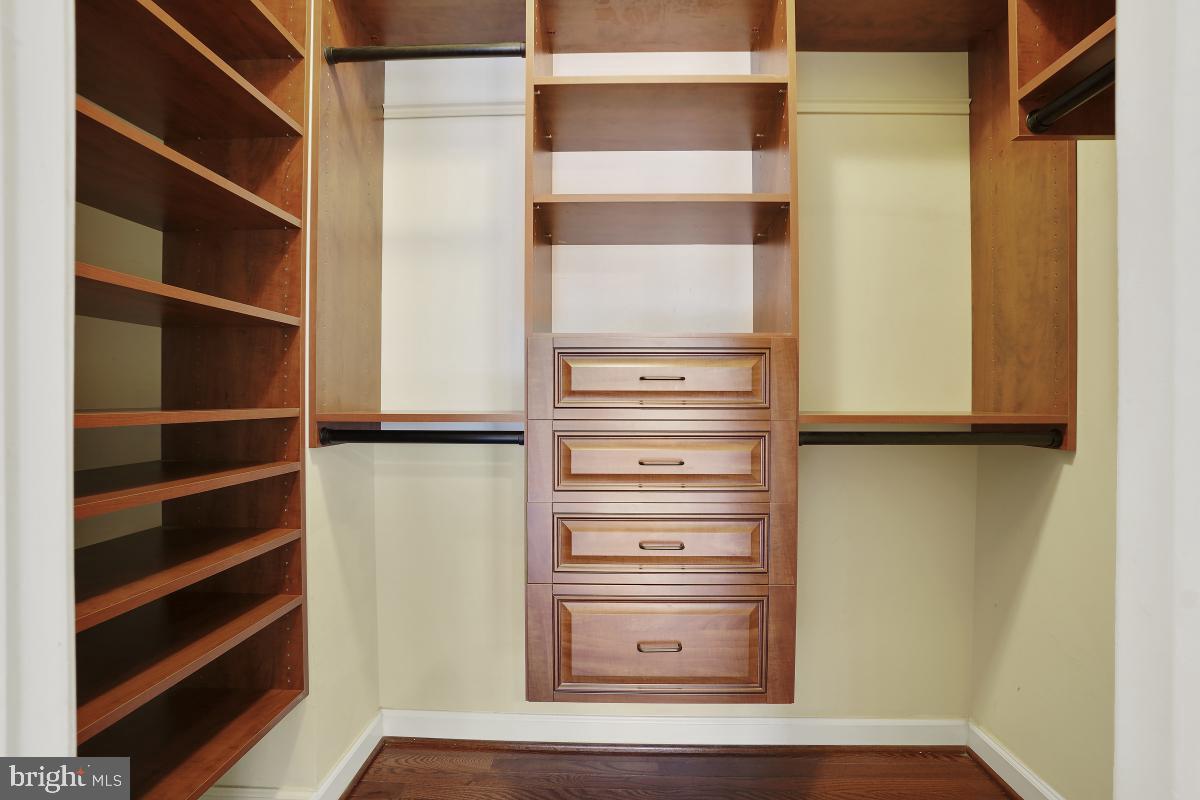 WATKINS MILL TOWN CENTER - Residential Lease