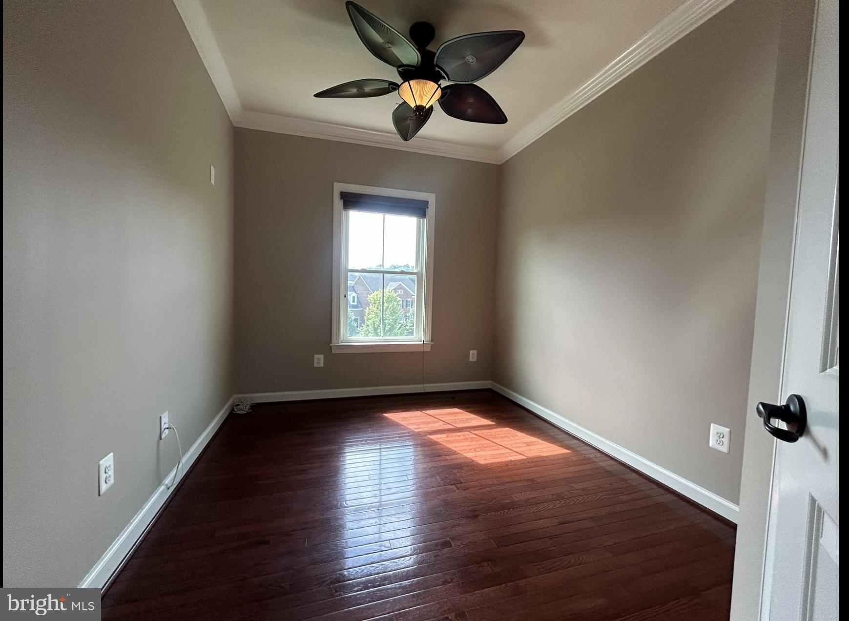 WATKINS MILL TOWN CENTER - Residential Lease