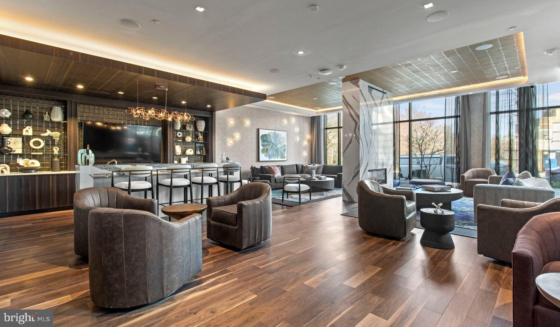 4000 WISCONSIN AVENUE NW PARC-T134