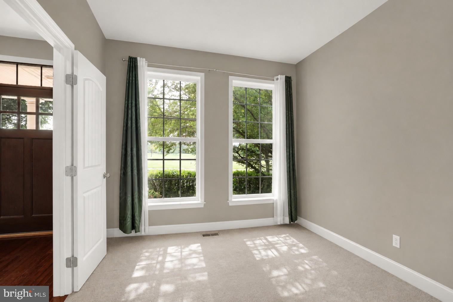 161 WALDEN WAY