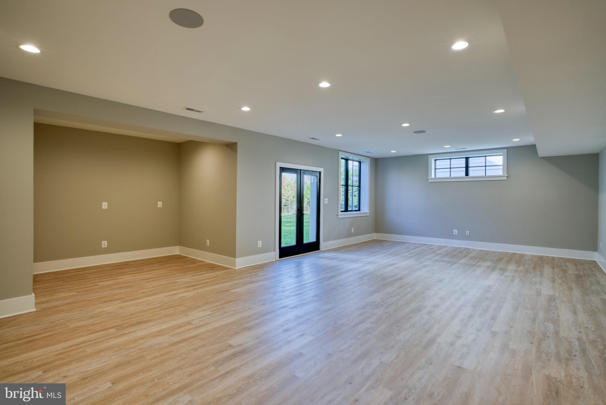 ROSEMONT - Residential