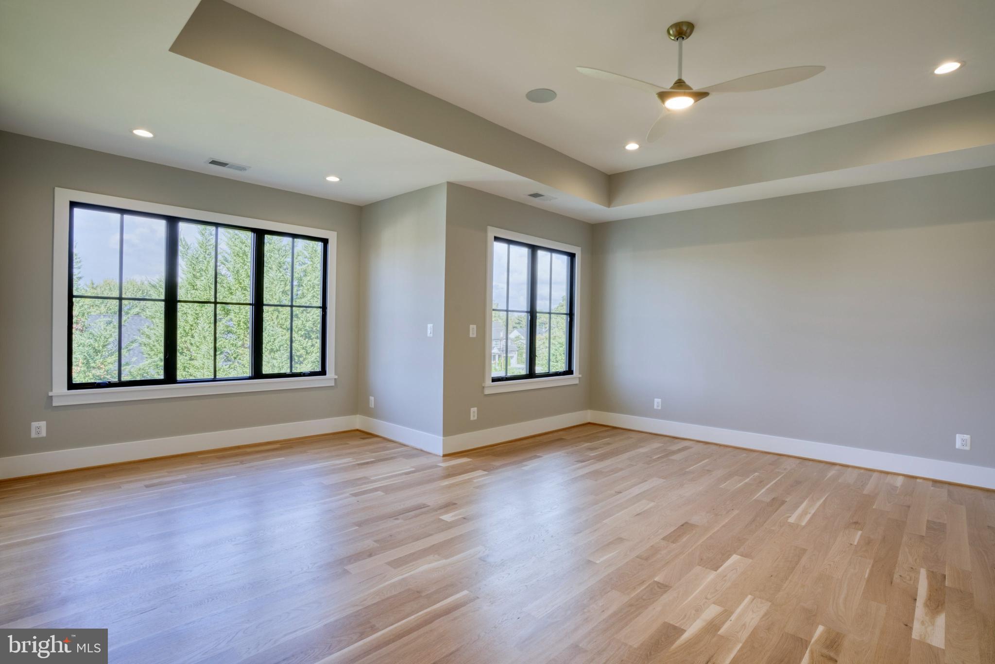 ROSEMONT - Residential